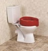 Rød toalettforhøyer  - eksempel fra produktgruppen faste toalettforhøyere