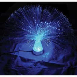 Bryteraktivert fiberoptisk lampe